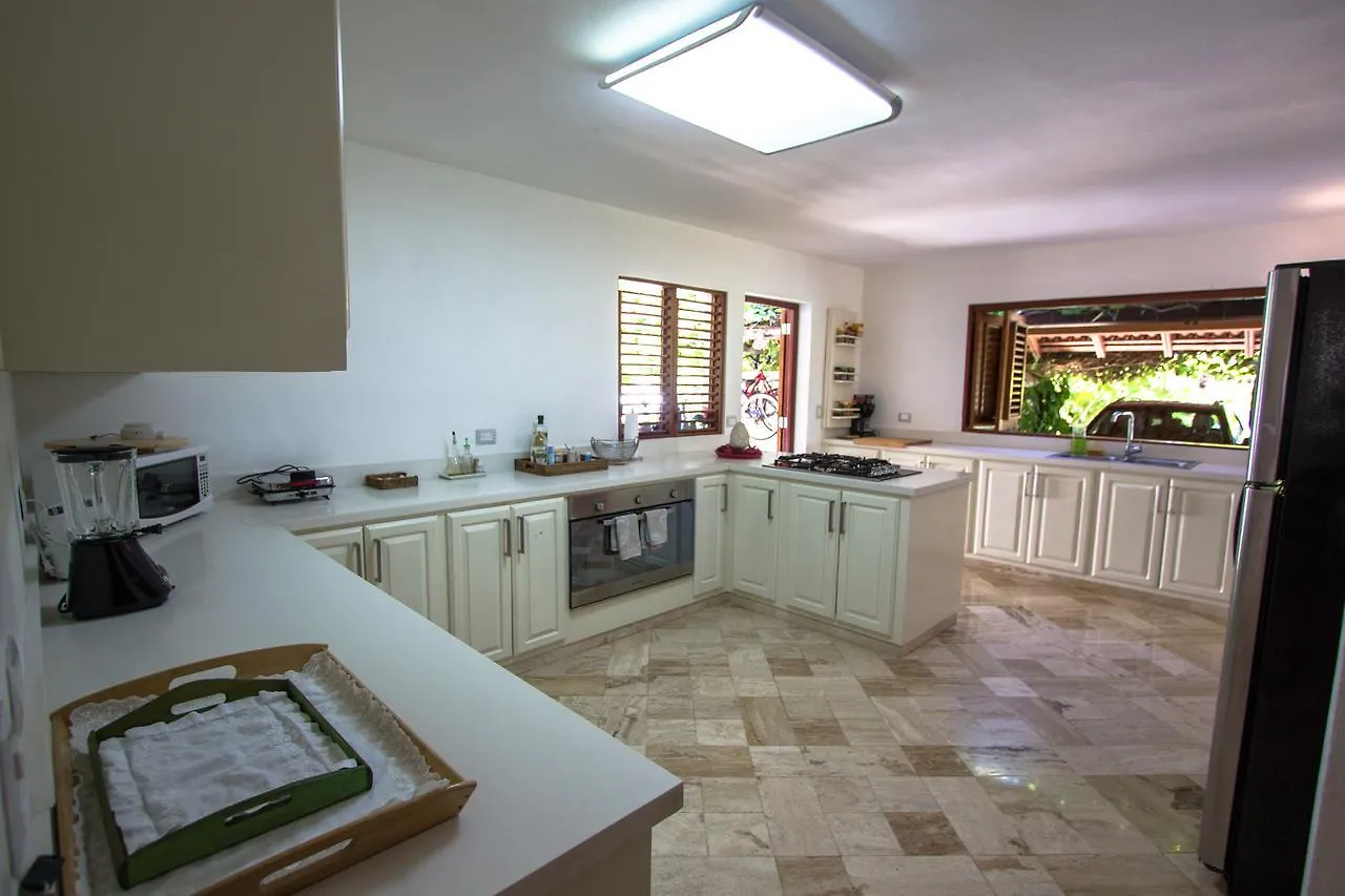 Villa Lujo Las Pinas 13 En Casa Campo La Romana